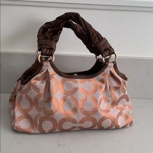 ✨ Coach Shoulder Bag ✨